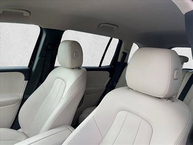 Used 2020 Mercedes-Benz GLB 250 4MATIC image 12