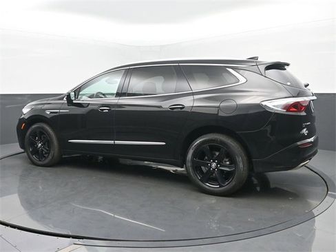 Certified 2023 Buick Enclave Essence w/ Sport Touring Edition image 3