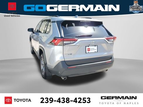 Certified 2025 Toyota RAV4 XLE w/ Convenience Package FWD image 9