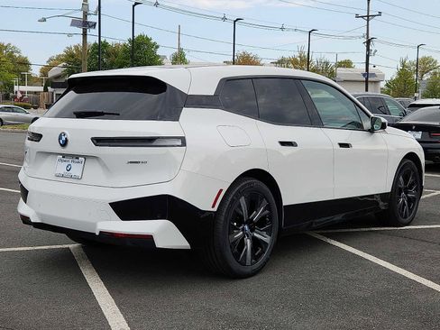 Certified 2023 BMW iX xDrive50 w/ Sport Package AWD/4WD image 6