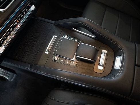 Certified 2026 Mercedes-Benz GLS 450 4MATIC image 19