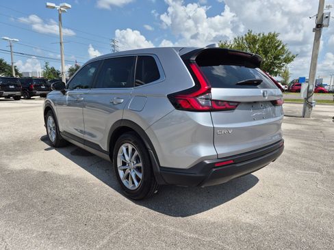 Certified 2026 Honda CR-V EX image 4