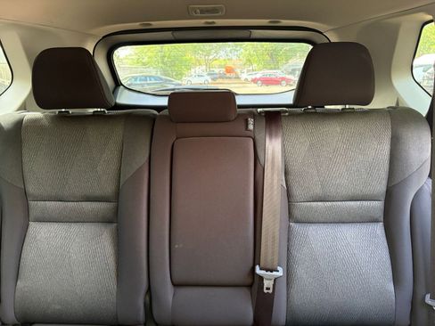 Used 2025 Nissan Rogue SV image 35