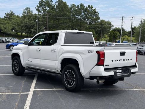 Certified 2025 Toyota Tacoma TRD Sport AWD/4WD image 23