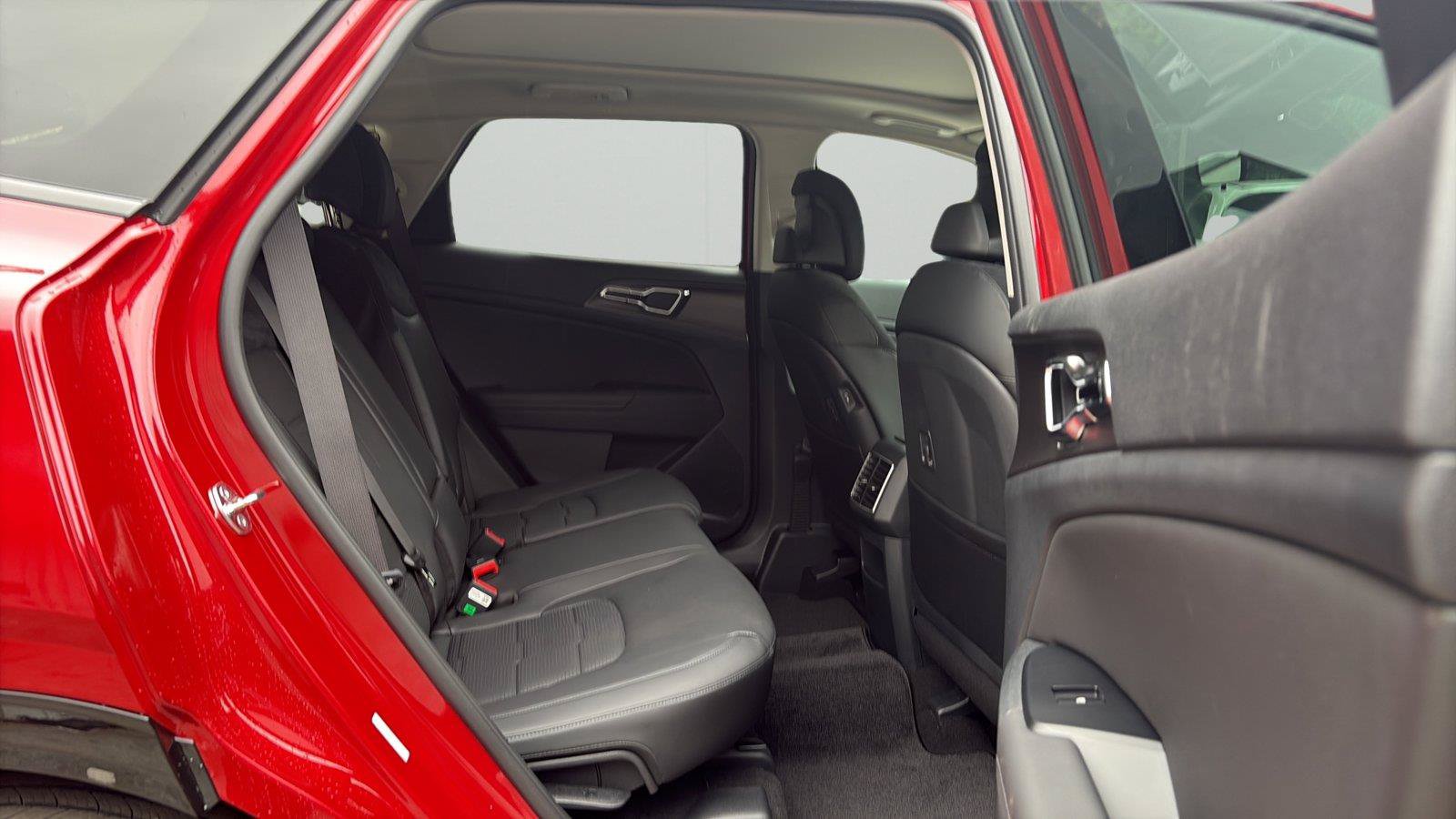 New 2027 Kia Sportage SX AWD/4WD image 13