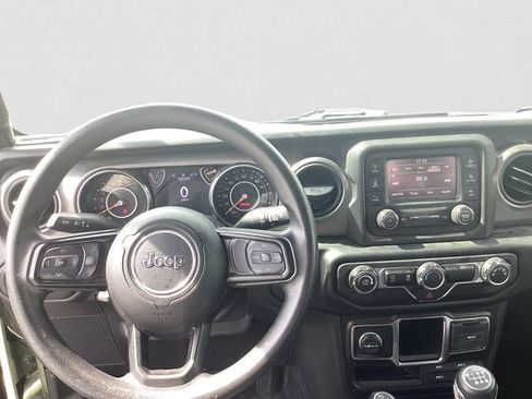 Used 2021 Jeep Wrangler Sport image 9