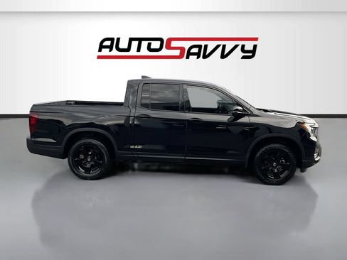 Used 2025 Honda Ridgeline Black Edition image 8
