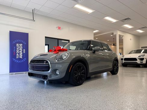 Used 2019 MINI Cooper S FWD image 14