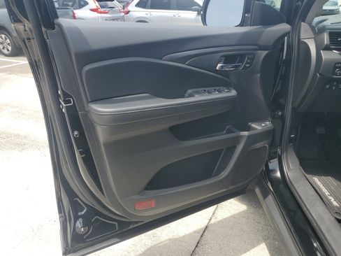 Certified 2023 Honda Ridgeline RTL image 25