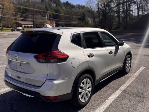 Used 2017 Nissan Rogue S w/ S Family Package FWD image 6