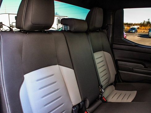 Used 2024 Toyota Tacoma TRD Off-Road image 35