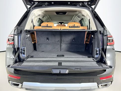 New 2026 BMW X7 xDrive40i w/ Premium Package image 28