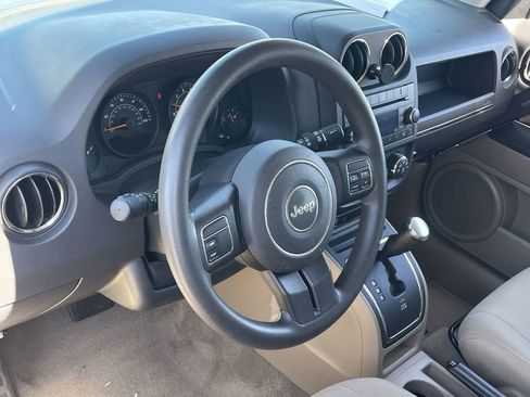 Used 2016 Jeep Patriot Sport w/ Power Value Group image 17