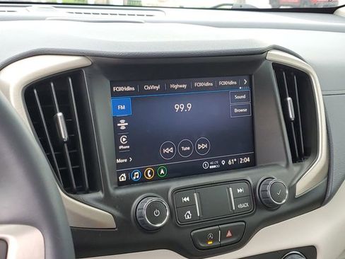 Used 2023 GMC Terrain Denali w/ Denali Premium Package AWD/4WD image 13