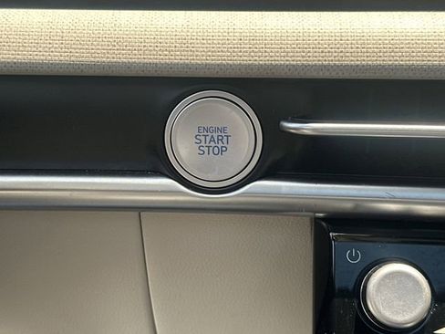 Certified 2025 Hyundai Tucson SEL FWD image 27