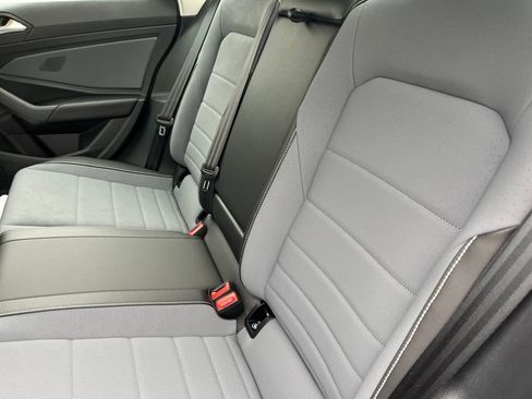 Used 2026 Volkswagen Jetta SE image 21