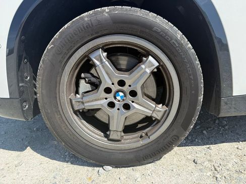 Used 2025 BMW X1 xDrive28i AWD/4WD image 14