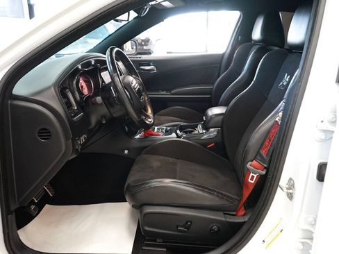 Used 2020 Dodge Charger Scat Pack w/ Plus Group RWD image 27