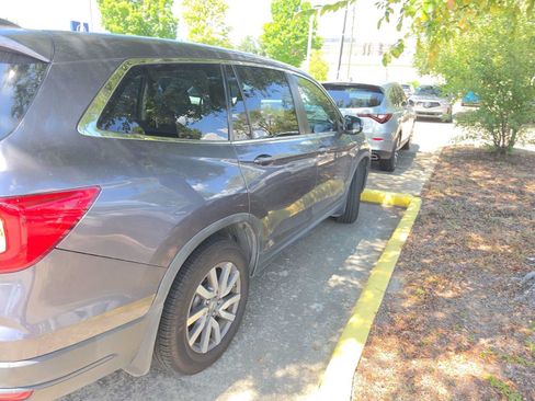 Used 2021 Honda Pilot EX-L image 4