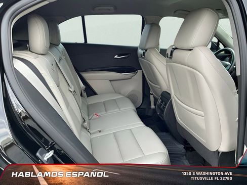 Used 2021 Cadillac XT4 Premium Luxury image 17