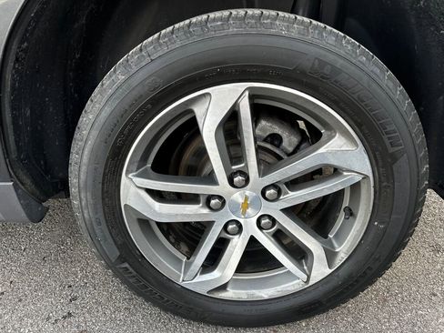 Used 2017 Chevrolet Equinox Premier w/ Enhanced Convenience Package image 27