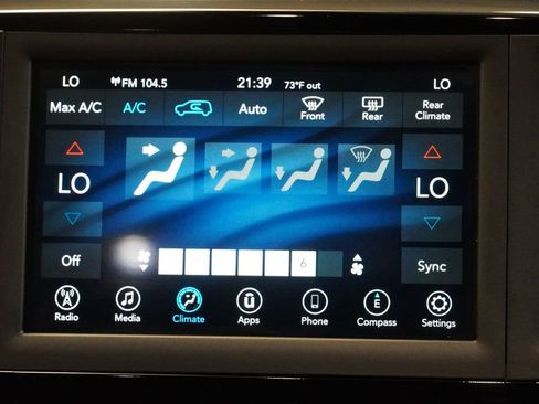 Used 2019 Chrysler Pacifica Touring Plus w/ S Appearance Package FWD image 20