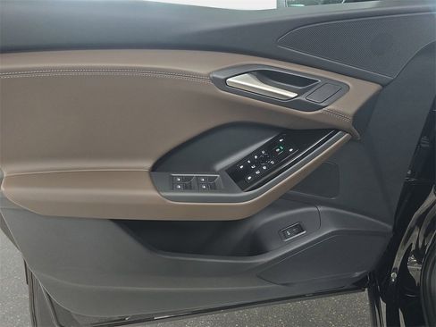 New 2025 Audi Q6 e-tron Premium image 21