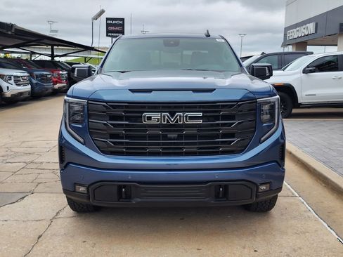 New 2026 GMC Sierra 1500 Elevation w/ Elevation Premium Package AWD/4WD image 9