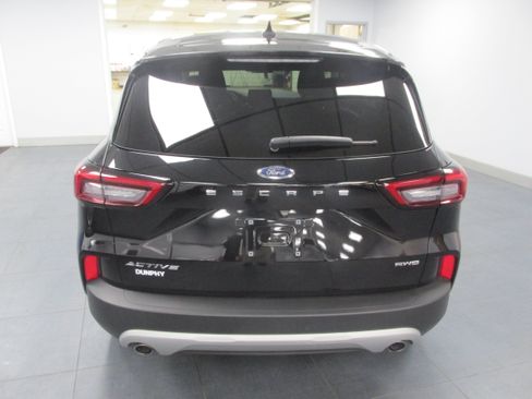 Used 2025 Ford Escape Active AWD/4WD image 6