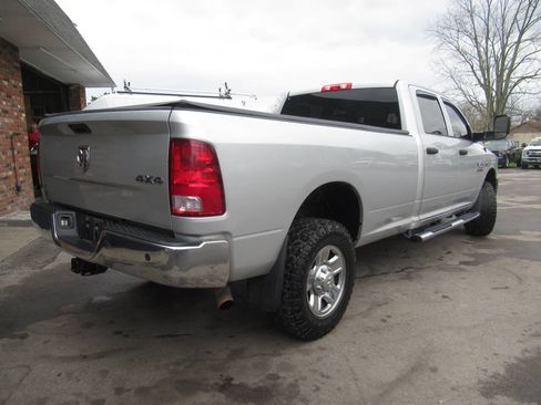Used 2016 RAM 2500 Tradesman w/ Chrome Appearance Group image 10