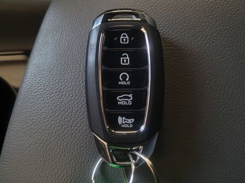 Used 2021 Hyundai Elantra SEL w/ Convenience Package FWD image 32