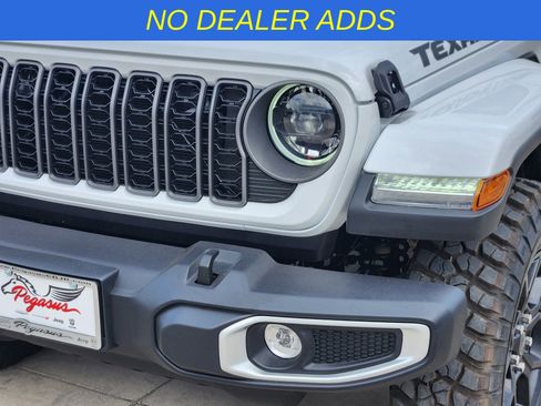 New 2026 Jeep Gladiator Sport image 9