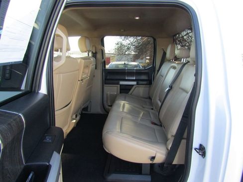 Used 2021 Ford F250 Lariat w/ Lariat Value Package AWD/4WD image 32