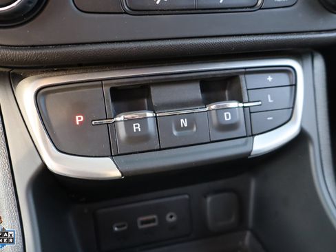 Used 2024 GMC Terrain SLE AWD/4WD image 18