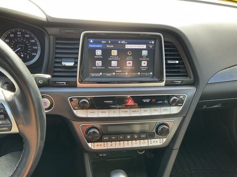 Used 2018 Hyundai Sonata Limited w/ Limited Ultimate Package 03 FWD image 32