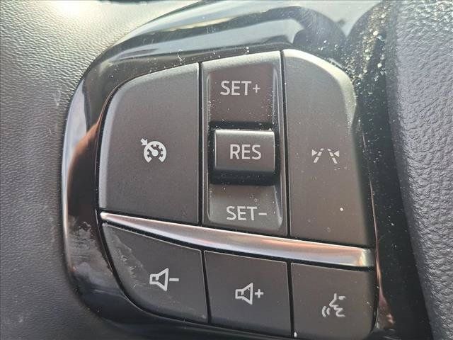 Used 2025 Ford Escape Active w/ Cold Weather Package AWD/4WD image 16