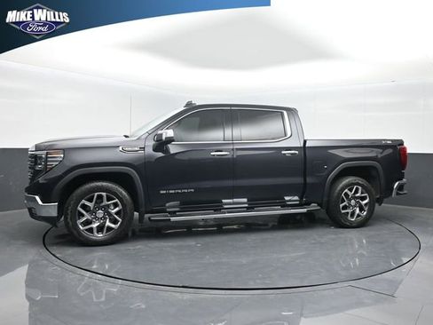 Used 2023 GMC Sierra 1500 SLT w/ SLT Premium Package image 4
