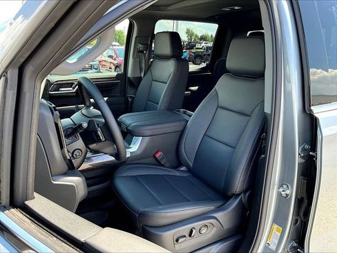 New 2025 Chevrolet Silverado 1500 LTZ w/ LTZ Premium Package AWD/4WD image 9