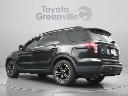 Used 2015 Ford Explorer Sport w/ Equipment Group 401A AWD/4WD image 9