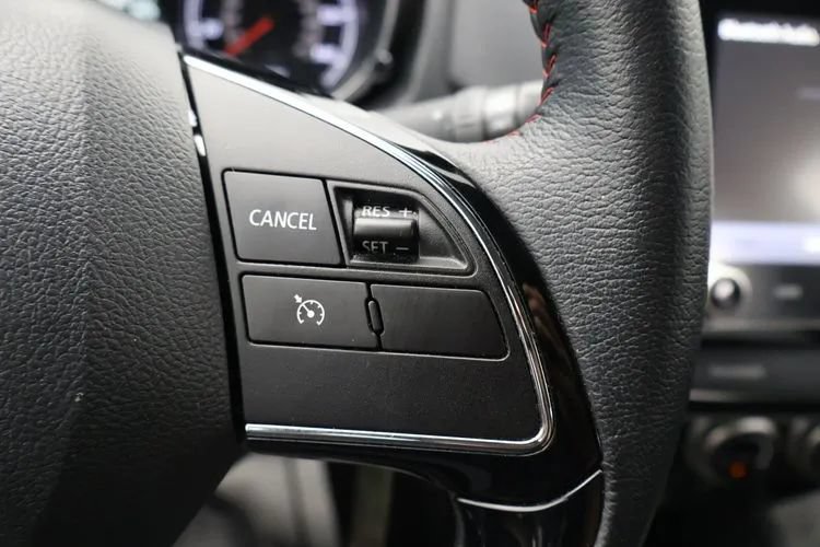 Used 2025 Mitsubishi Outlander Sport LE AWD/4WD image 23