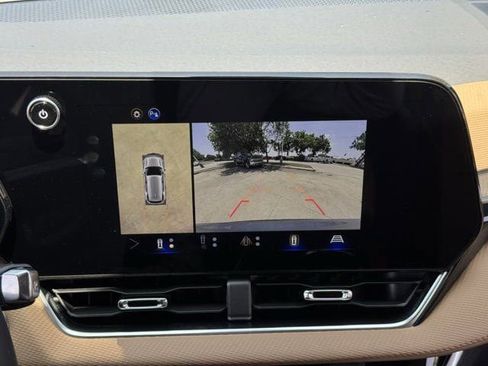 New 2026 Chevrolet Equinox ACTIV w/ Convenience Package III FWD image 14