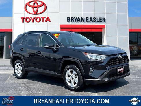 Used 2019 Toyota RAV4 XLE w/ Convenience Package AWD/4WD image 1