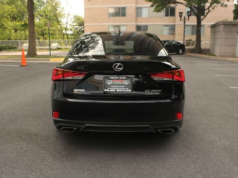 Used 2017 Lexus IS 200t F Sport w/ F Sport Package RWD image 8