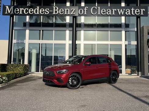 New 2026 Mercedes-Benz GLA 35 AMG 4MATIC image 1