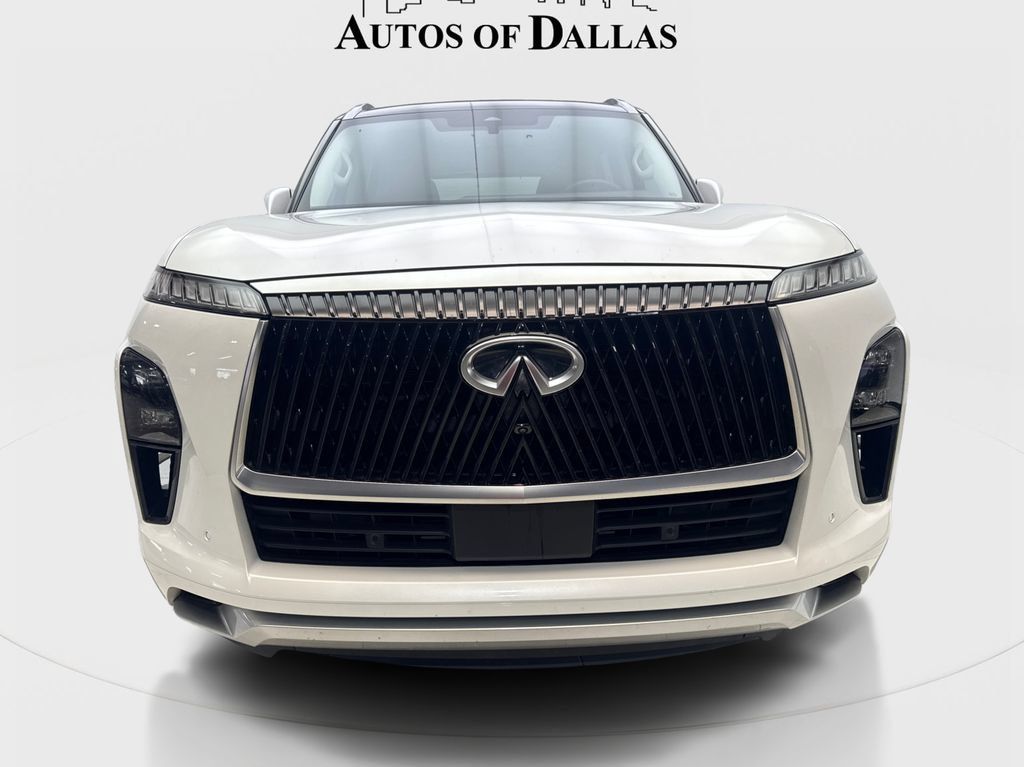 Used 2025 INFINITI QX80 Luxe AWD/4WD image 3