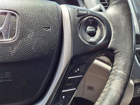 Used 2017 Honda Ridgeline RTL image 16