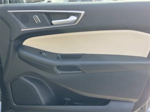 Certified 2024 Ford Edge SEL w/ Convenience Package image 24