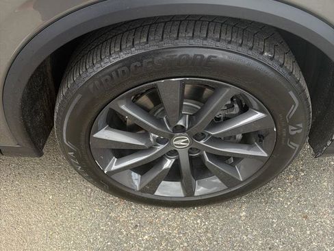Used 2025 Acura MDX A-Spec AWD/4WD image 17