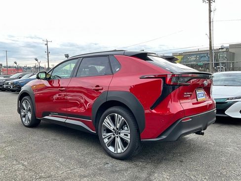 Certified 2024 Subaru Solterra Touring w/ Touring Package image 7