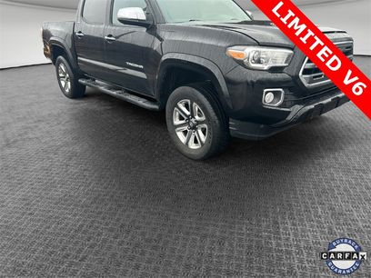 Used 2017 Toyota Tacoma Limited w/ Tow Package